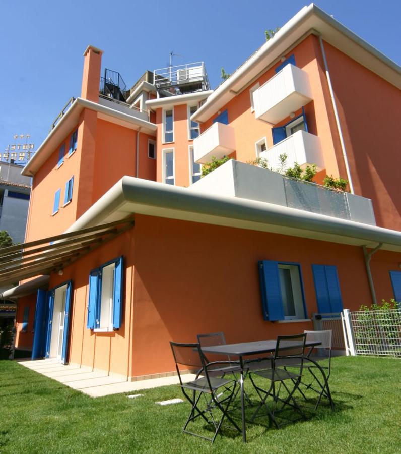 Aparthotel Gioia Caorle Exteriör bild