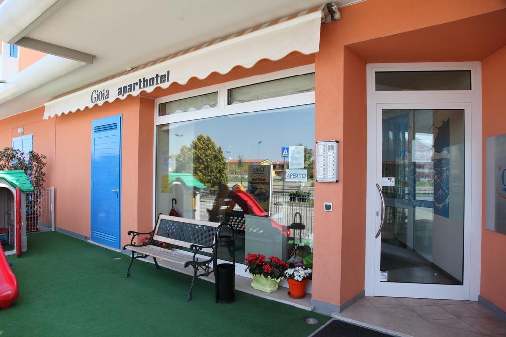 Aparthotel Gioia Caorle Exteriör bild